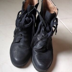 Biala Keiran Laced Heeled Ankle Black Boho Soft Leather Boots Sz 9.5/ 40